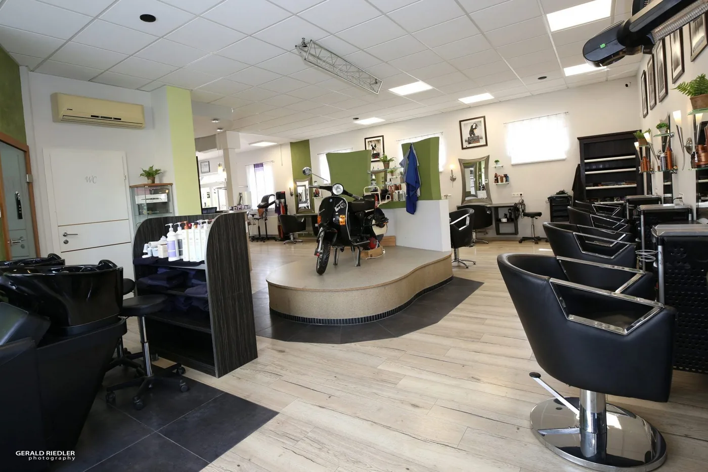 Le Figaro Petzenkirchen Salon